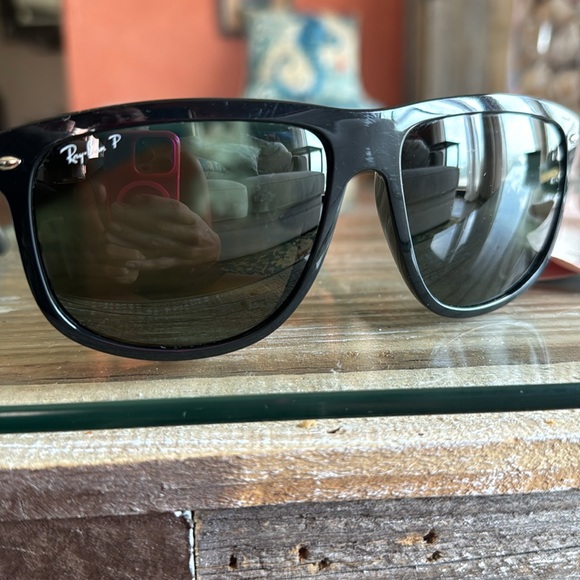 Ray Ban Boyfriend polarized square sunglasses. - Picture 8 of 9